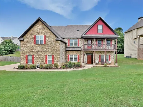 38 Bradley Dr, Fort Mitchell, AL 36856