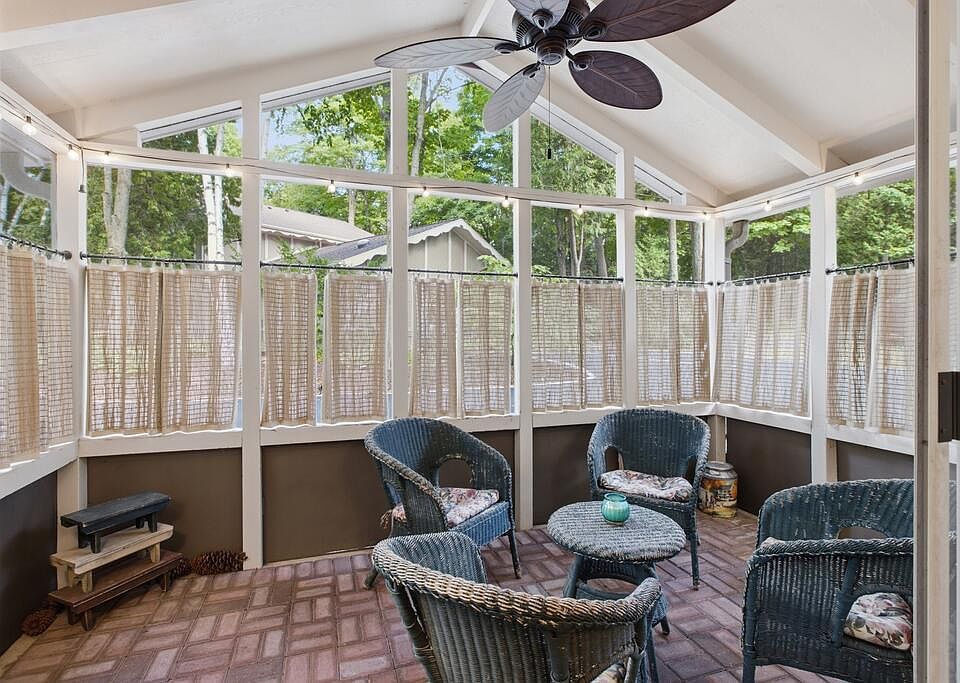 1st image of 10701 Timber Ridge Cir #7D