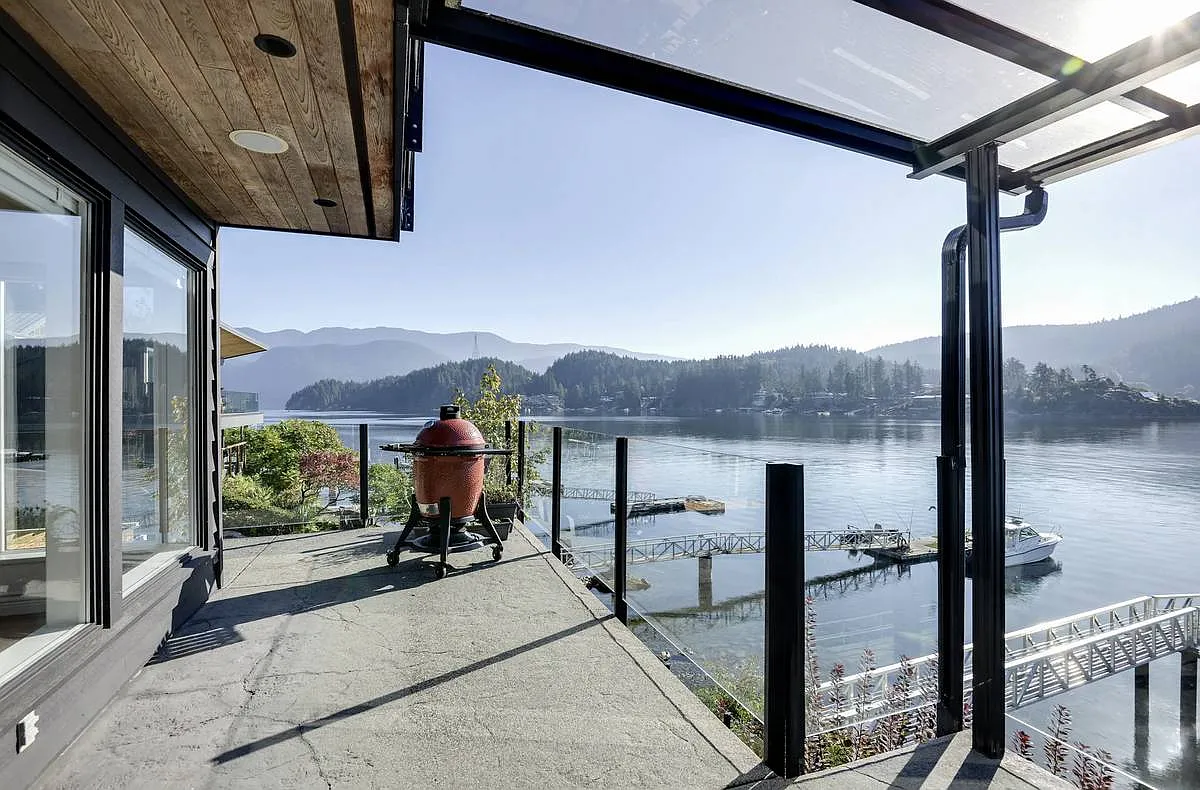 Deep Cove Rd, North Vancouver — Photo 3