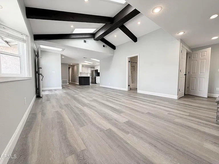 838 Calle Margarita — Photo 18