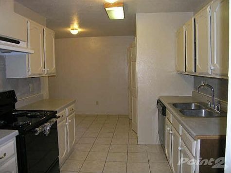 4th image of 2022 Pennington Dr
