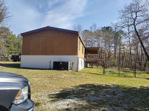 3rd image of 4060 Leesburg Rd