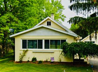 402 Richfield Ave, Springfield, MI 49037