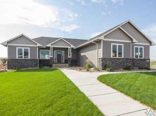 8801 E Sassafras St, Sioux Falls, SD 57110
