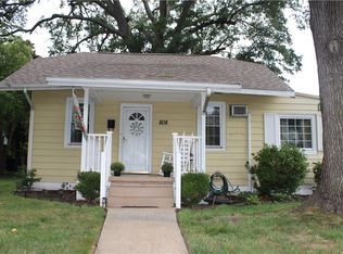 808 Colonial Ave, Colonial Heights, VA 23834