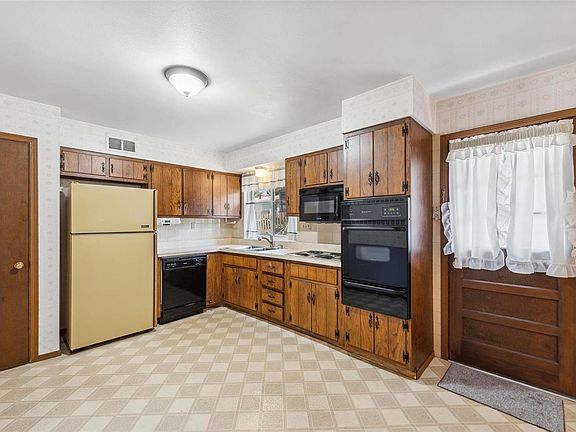 5th image of 4109 Park Hill Ct