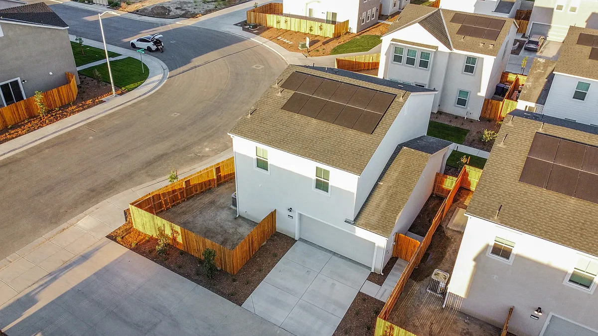 Building Photo - 12541 Camino Glorieta