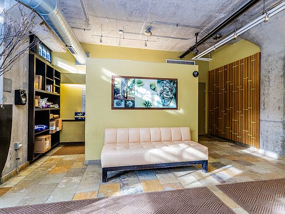 3rd image of 1150 W 15th St Unit 201