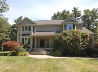 8 Cabral Dr, Middleton, MA 01949