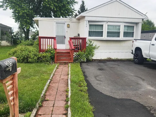 305 Oklahoma Ave, Williamstown, NJ 08094