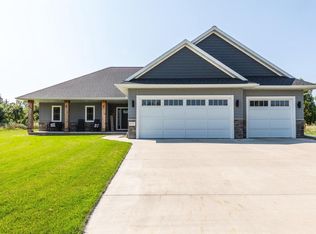 615 W Copperleaf Ct, Plover, WI 54467