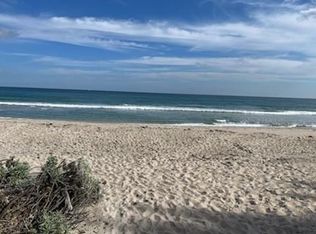 40 Douglas Dr, Ocean Ridge, FL 33435