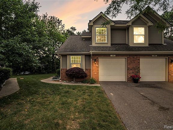 4th image of 1018 Willowood Ct