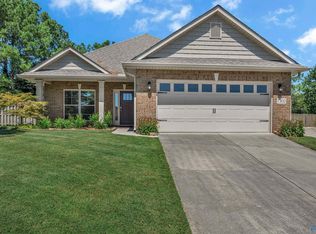 7302 Vidette Ln SE, Owens Cross Roads, AL 35763