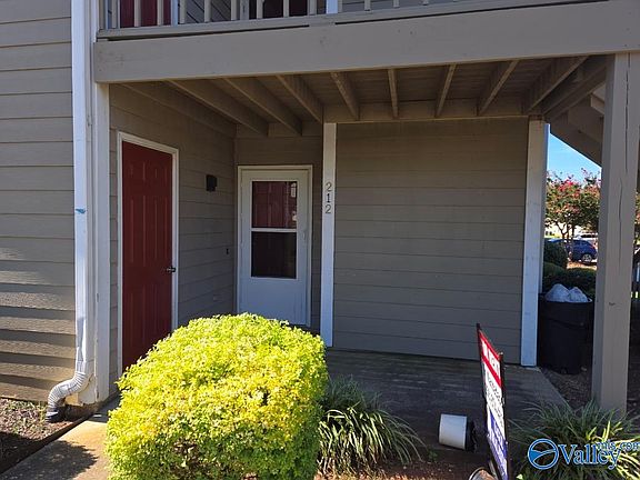 2nd image of 212 Waters Edge Ln #212