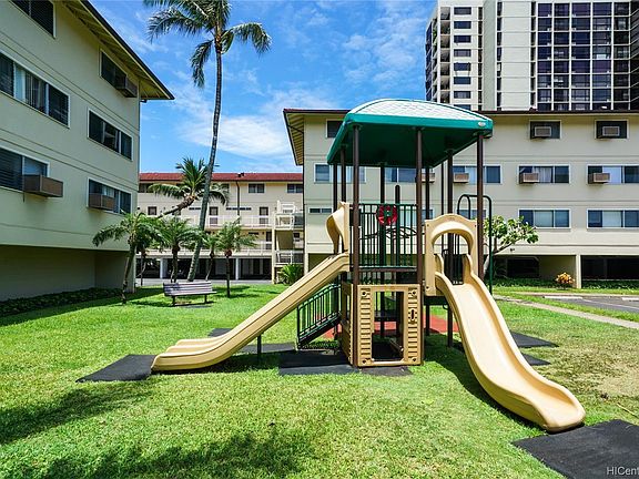 3rd image of 350 Aoloa St APT B129