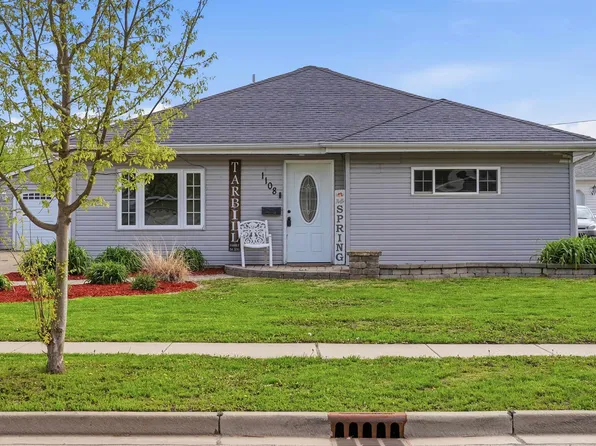 1108 Harvey Dr, Sterling, IL 61081