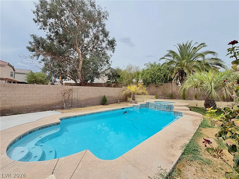 7449 Easingwold Dr — Photo 26