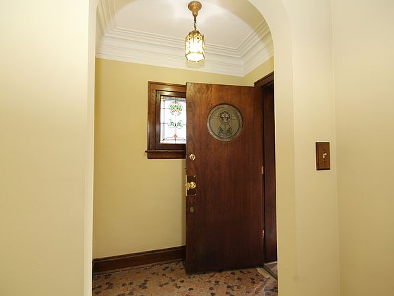 4th image of 1811 N New England Ave