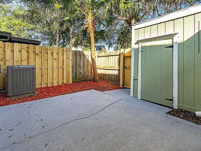 120 Tomoka Meadows Blvd — Photo 15