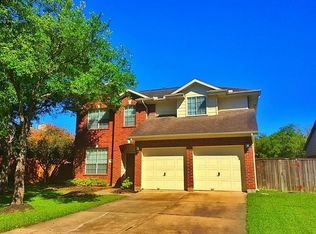 8710 Saratoga Dr, Sugar Land, TX 77479