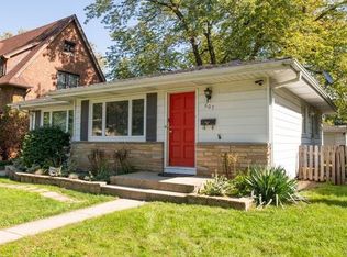 607 Westmoreland Ave, Waukegan, IL