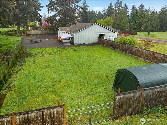 3rd image of 7606 187th Avenue SW