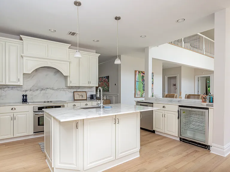 360 Canoe Place Rd — Photo 17