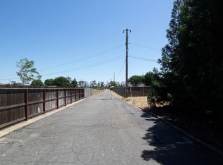 2381 N White Ln, Stockton, CA 95215
