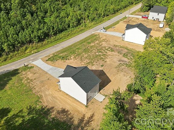 4th image of 719 Hazel Blakeney Rd