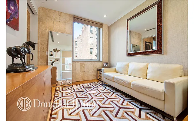 Sold by Douglas Elliman | media 22