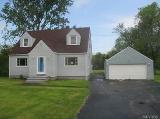 1613 Ridge Rd, Lewiston, NY 14092