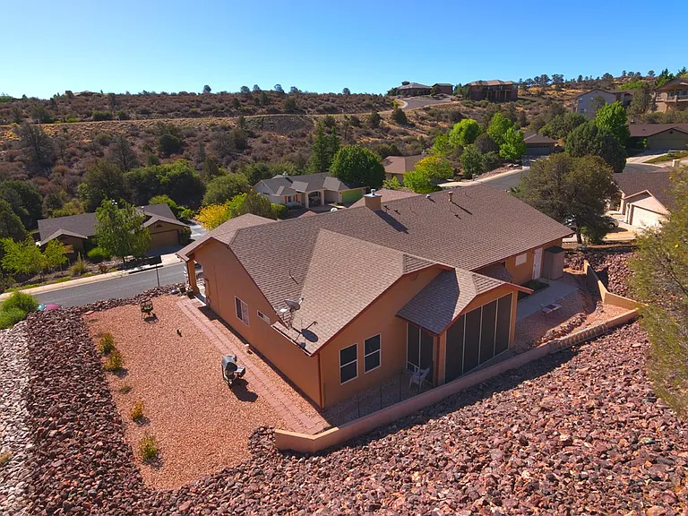 1542 Talon Pl — Photo 18