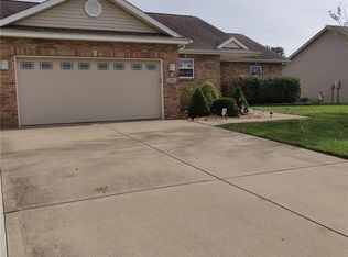 34 Steele Dr, Granite City, IL