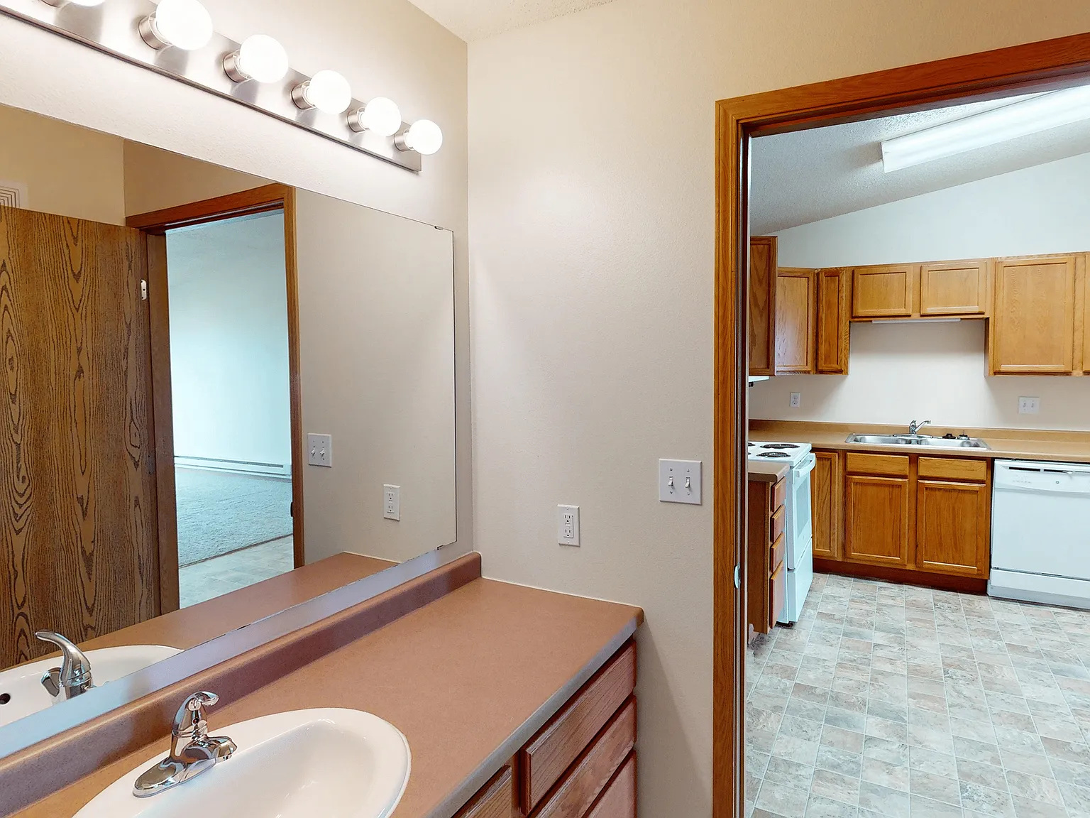 The Reserve at Elk Crossing — Photo 4