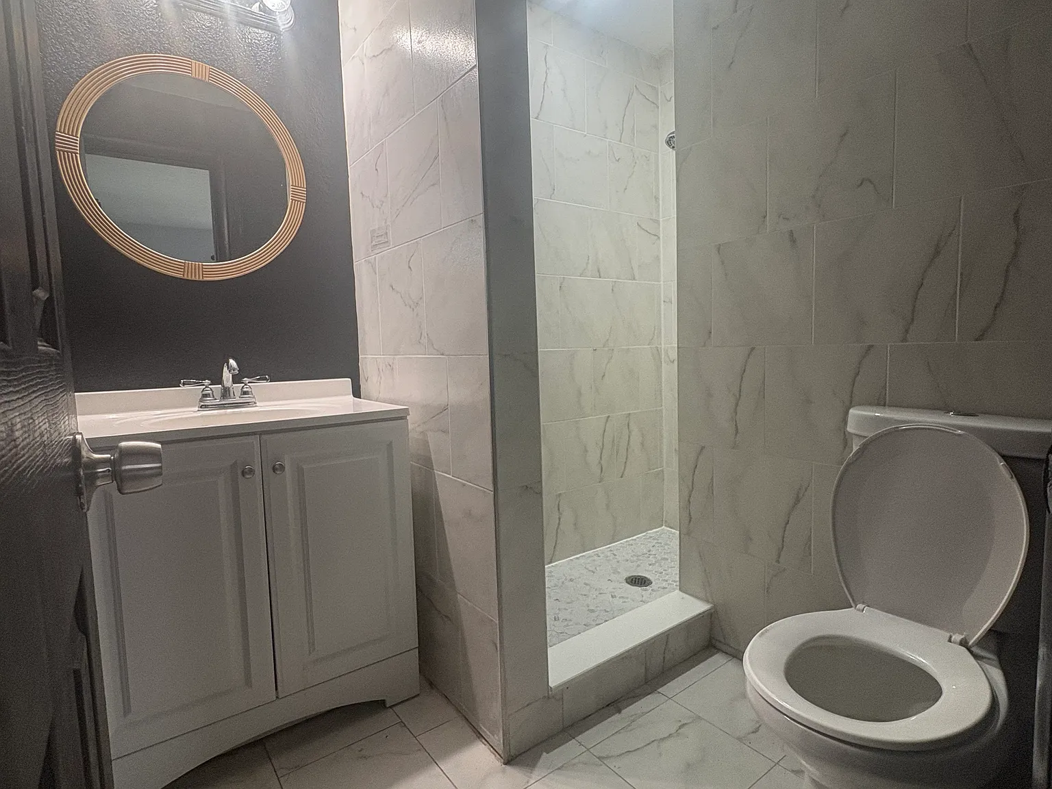 3 bed, 1300 sqft, $2,500 — Photo 2