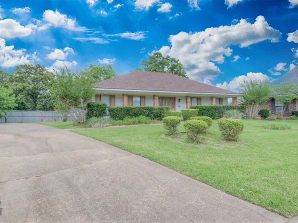 1407 Edgemont Cir, Bossier City, LA 71111