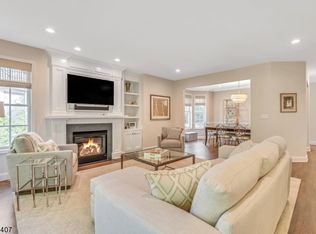 34 Glattly Dr, Denville, NJ 07834