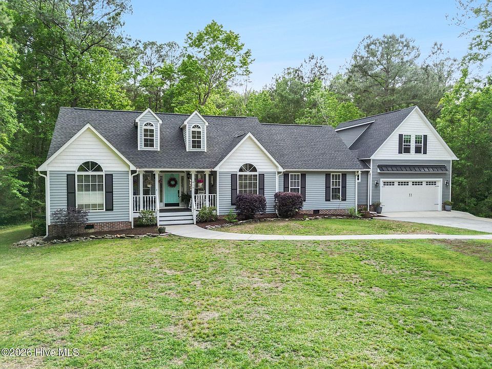 1st image of 419 Riverside Lane