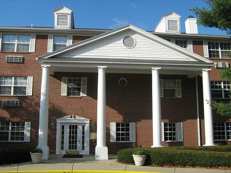 The Wellington House — Photo 18