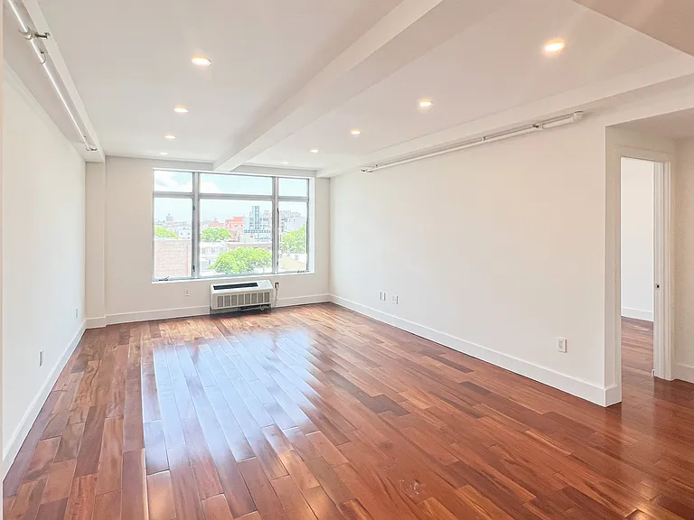96 Steuben St #7A — Photo 2