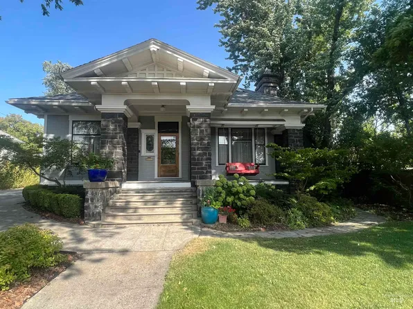 120 N Adams St, Moscow, ID 83843