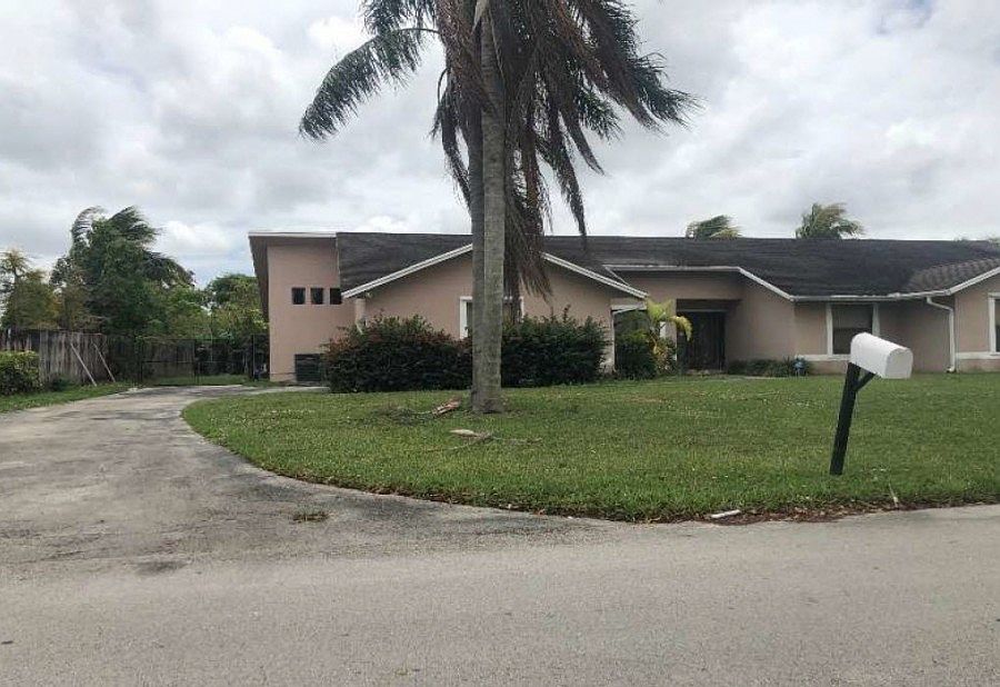 2nd image of 15230 SW 162nd St