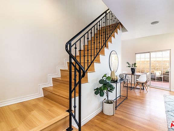 4th image of 727 N Hollywood Way APT 103