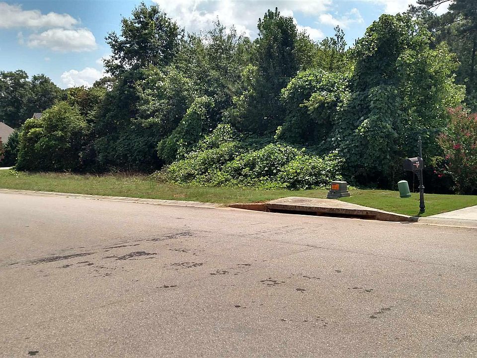 1st image of 539 Belaire Dr #28