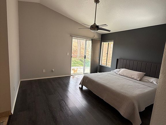 5th image of 3138 Hampton Rd