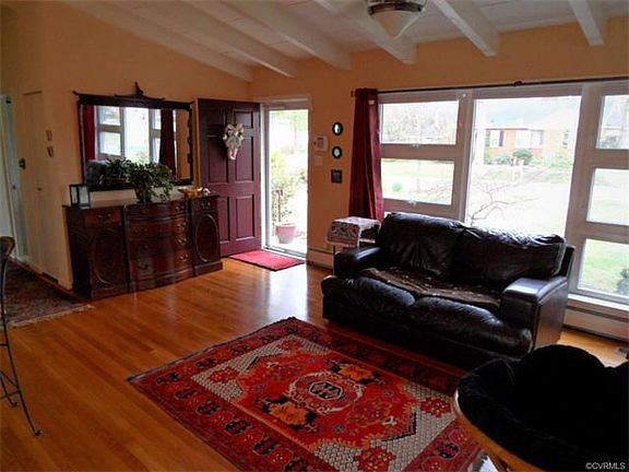 4th image of 800 Westriver Dr