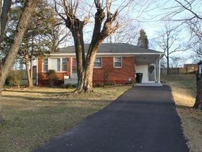 305 E Hillcrest Dr, Springfield, TN, 37172