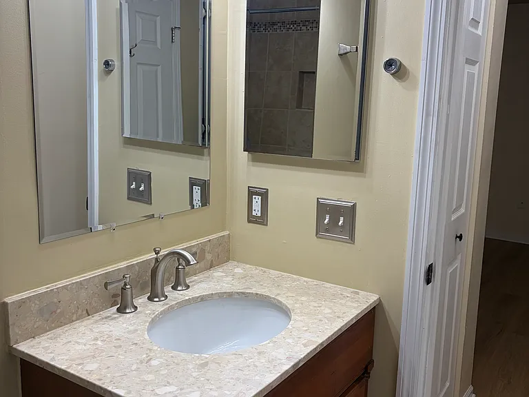 43 Chelmsford Ct — Photo 13