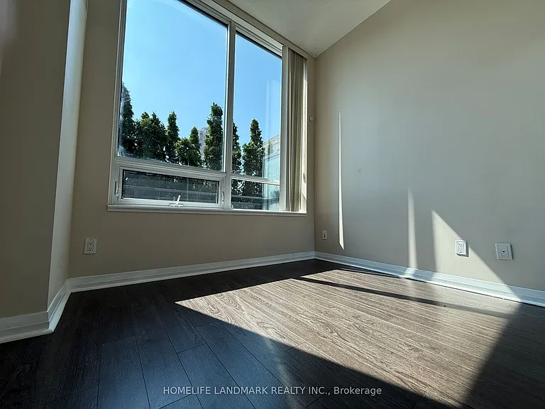 55 Eglinton Ave W #109 — Photo 18